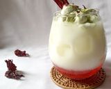 Foto langkah ke 4 dari resep Iced Rosella Matcha Latte.
