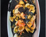 Foto del paso 3 de la receta: Spaguetti nero di seppia e frutti di mare