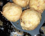 A picture of step 2 of Yam Balls et Minced Sauce.