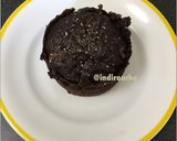 Foto langkah ke 4 dari resep Chocolate Peanut Butter Mug Cake Keto.