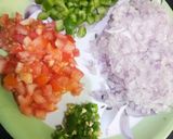 A picture of step 2 of Rava Uttapam.