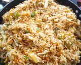 चिकन शेजवान फ्राइड राइस (chicken Schezwan fried rice recipe in marathi) रेसिपी स्टेप 5 फोटो 