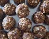 खजूर के लड्डू (khajur ke ladoo recipe in Hindi) रेसिपी चरण 5 फोटो