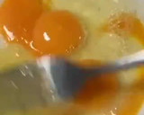 Foto del paso 2 de la receta: Tortilla casi japonesa, mmmm para bocadillos, con aire español