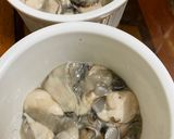 Hình bước làm 1 của món Hàu nướng mỡ hành NCKD