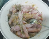 Foto del paso 1 de la receta: Tiras de pollo con dos salsas