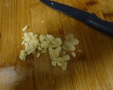 Foto del paso 3 de la receta: 🥒 Calabacín relleno de Ricotta 🧀