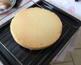 Une image de l'étape 5 de Fraisier au chocolat blanc.