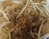 Gambar langkah 11 resipi Kuey Teow Goreng.