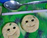 A picture of step 6 of Smiley Potato.