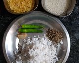 A picture of step 1 of Ladiesfinger moor kulambhu Okra Yoghurt curry.