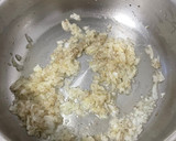 Foto del paso 2 de la receta: Hojaldre de espinacas y queso