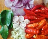 Foto langkah ke 5 dari resep Garang asem ayam santan.