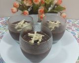 A picture of step 9 of Hershey's Chocolate pudding.