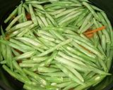 Hình bước làm 3 của món Đậu Que Xào Thịt Bò