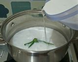 Foto langkah ke 2 dari resep Bubur Sumsum Super Lembut.