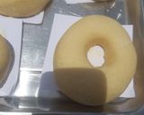 A picture of step 3 of Fluffy doughnuts.