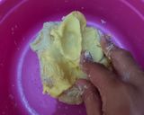 Foto langkah ke 2 dari resep Roti Maryam EKONOMIS (coklat,keju & ori anti gagal).