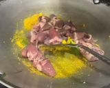 Foto langkah ke 2 dari resep Jantung Ayam Bumbu Kuning.