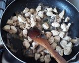 Foto del paso 2 de la receta: Champiñones con crema a mi gusto