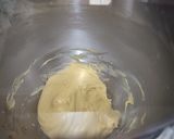 Foto langkah ke 5 dari resep Pumpkin Bread dengan isian selai labu dan keju.
