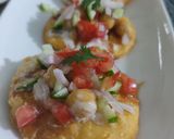 A picture of step 4 of Papri chaat.