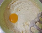 Foto langkah ke 1 dari resep Marble Butter Cake.