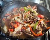 Foto del paso 2 de la receta: Cómo hacer Fajitas de carne ¡de la manera más fácil!