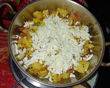 A picture of step 4 of Paneer Potato laziz.