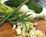 Foto del paso 1 de la receta: Alubias blancas con verduras a la dieta mediterránea
