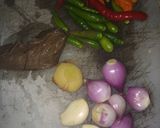 Foto langkah ke 2 dari resep Tumis kangkung sederhana pedas.