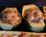 Foto del paso 6 de la receta: Zapallito Italiano relleno con Pollo al chipotle y champiñón