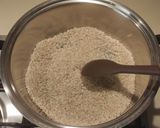 Foto del passaggio 7 della ricetta Risotto con le fragole e pomodorini pachino al timo