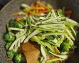 Foto del paso 17 de la receta: Albacora al Horno con guarnición de Papas Asadas y Verduras Salteadas