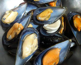 Foto del paso 2 de la receta: Sopa cremosa de mejillones