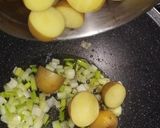 A picture of step 7 of Salt and vinegar potatoes.
