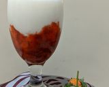 Foto langkah ke 3 dari resep Korean Strawberry 🍓 Milk.