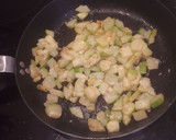 Foto del paso 2 de la receta: Tortilla de calabacín y queso fresco (dieta)