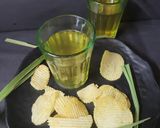 रिफ्रेशिंग लेमन ग्रास टी(refreshing lemon grass tea recipe in Hindi) रेसिपी चरण 3 फोटो