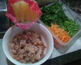 Foto langkah ke 1 dari resep Bihun goreng isi ayam orak arik telur.