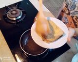 Foto langkah ke 3 dari resep Toast Bread Choco Mozzarella.