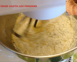 Foto del paso 2 de la receta: Bizcocho de zanahoria (casero)