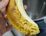 Foto del paso 1 de la receta Desayuno saludable para dieta de tortitas de plátano con fresas