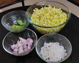 A picture of step 1 of Drumstick flower stir fry.