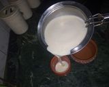 A picture of step 4 of Mishti Doi.