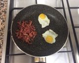 Foto del paso 3 de la receta Judías con jamón y huevos de codorniz