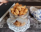 Foto langkah ke 5 dari resep Biji Ketapang Kelapa (Tanpa Telur).