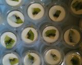 Foto langkah ke 5 dari resep Puding susu saus mangga 🍧.