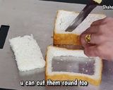 A picture of step 2 of EGG cheese Toast.