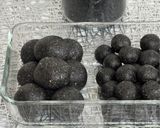 A picture of step 11 of Black Gold Ladoos – The Power of Black Sesame.